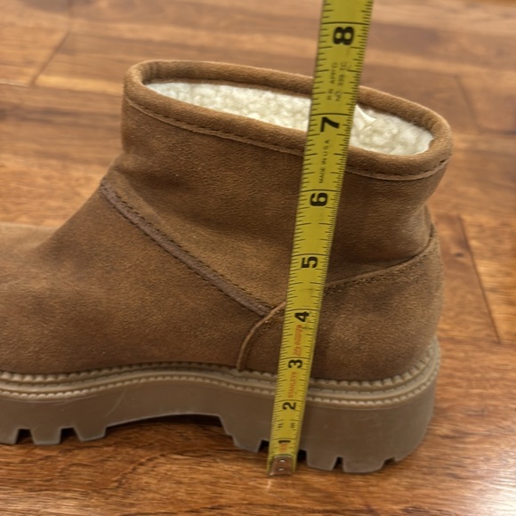 Dolce Vita Cozy Lined Chunky Platform Mini Boots - Picture 13 of 13